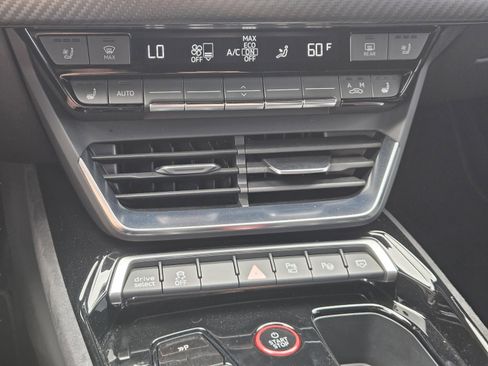 Used 2022 Audi RS e-tron GT image 18