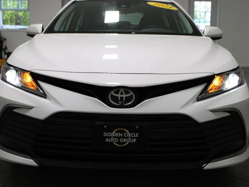 Used 2021 Toyota Camry LE image 45