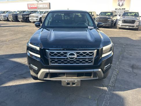 Used 2024 Nissan Frontier SL image 10