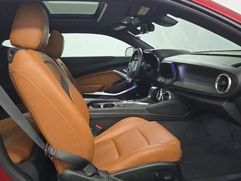 Used 2019 Chevrolet Camaro SS RWD image 2