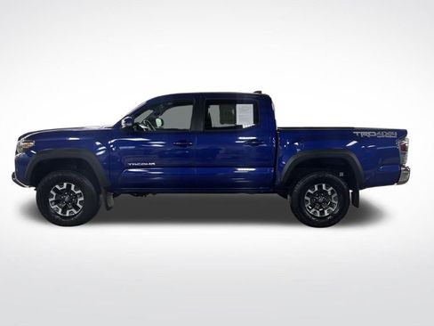 Certified 2023 Toyota Tacoma TRD Off-Road image 2