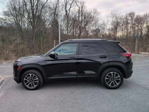 Used 2024 Chevrolet TrailBlazer LT image 8