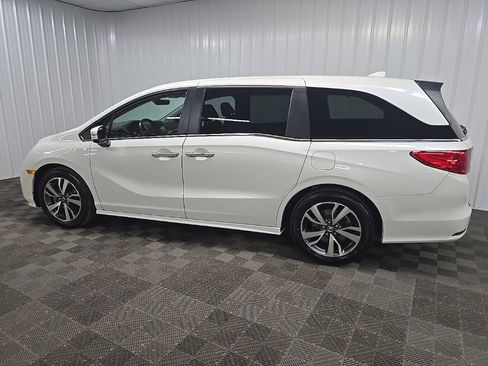 Used 2022 Honda Odyssey Touring image 4