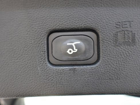 Used 2022 Ford Edge SEL w/ Convenience Package image 26