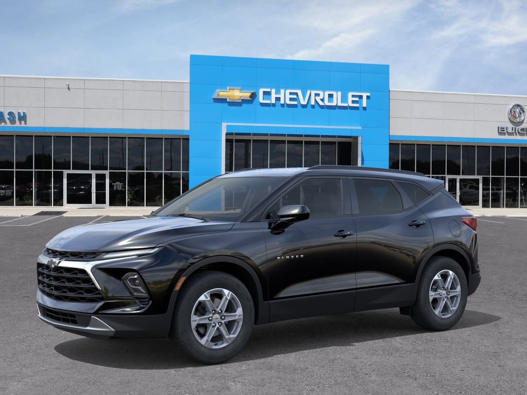 New 2026 Chevrolet Blazer LT w/ Convenience Package FWD image 2