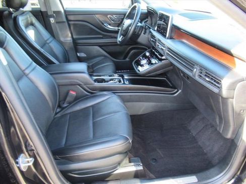 Used 2022 Lincoln Corsair Grand Touring w/ Towing Package AWD/4WD image 10