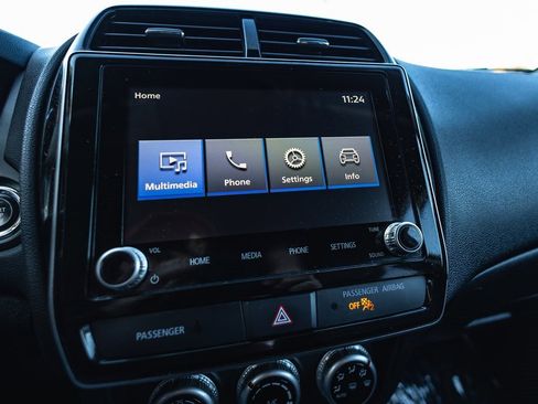 Used 2024 Mitsubishi Outlander Sport SE image 13