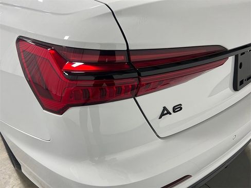Used 2022 Audi A6 Premium Plus image 13