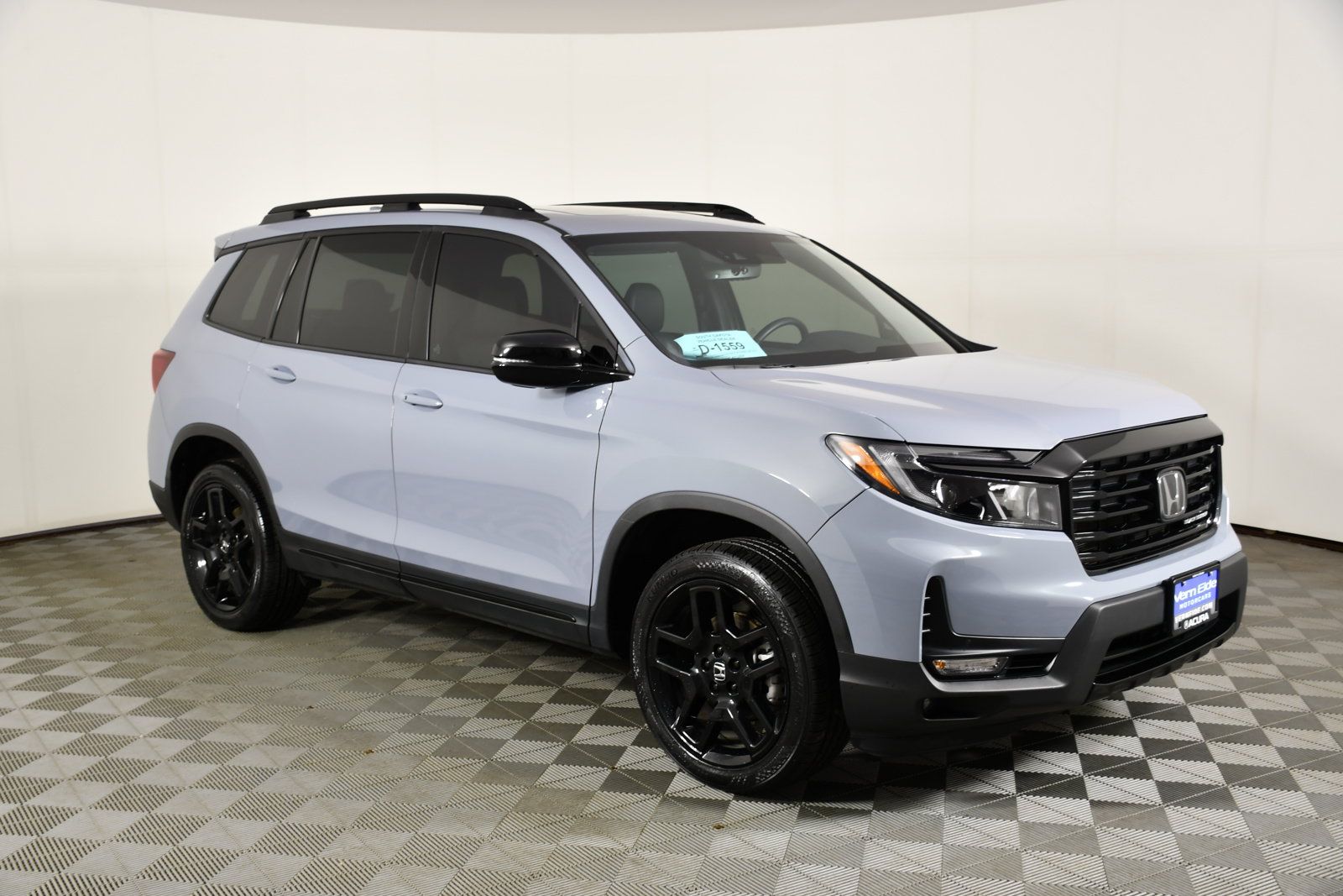 Used 2024 Honda Passport Black Edition image 4