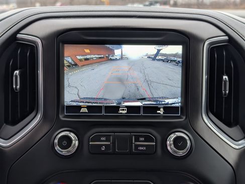 Used 2022 GMC Sierra 2500 AT4 w/ Snow Plow Prep/Camper Package image 3