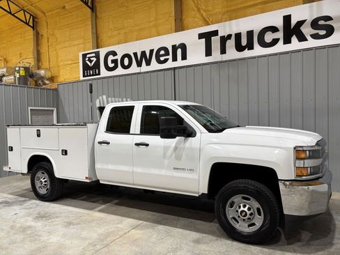 Used 2019 Chevrolet Silverado 2500 W/T w/ WT Convenience Package image 3