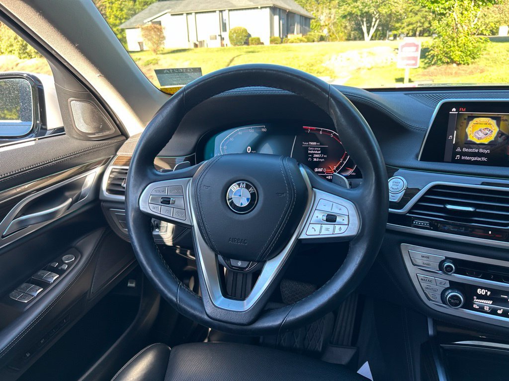 Used 2020 BMW 740i RWD image 23