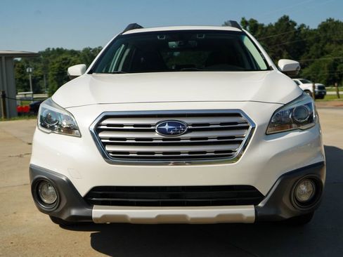Used 2017 Subaru Outback 3.6R Limited AWD/4WD image 17