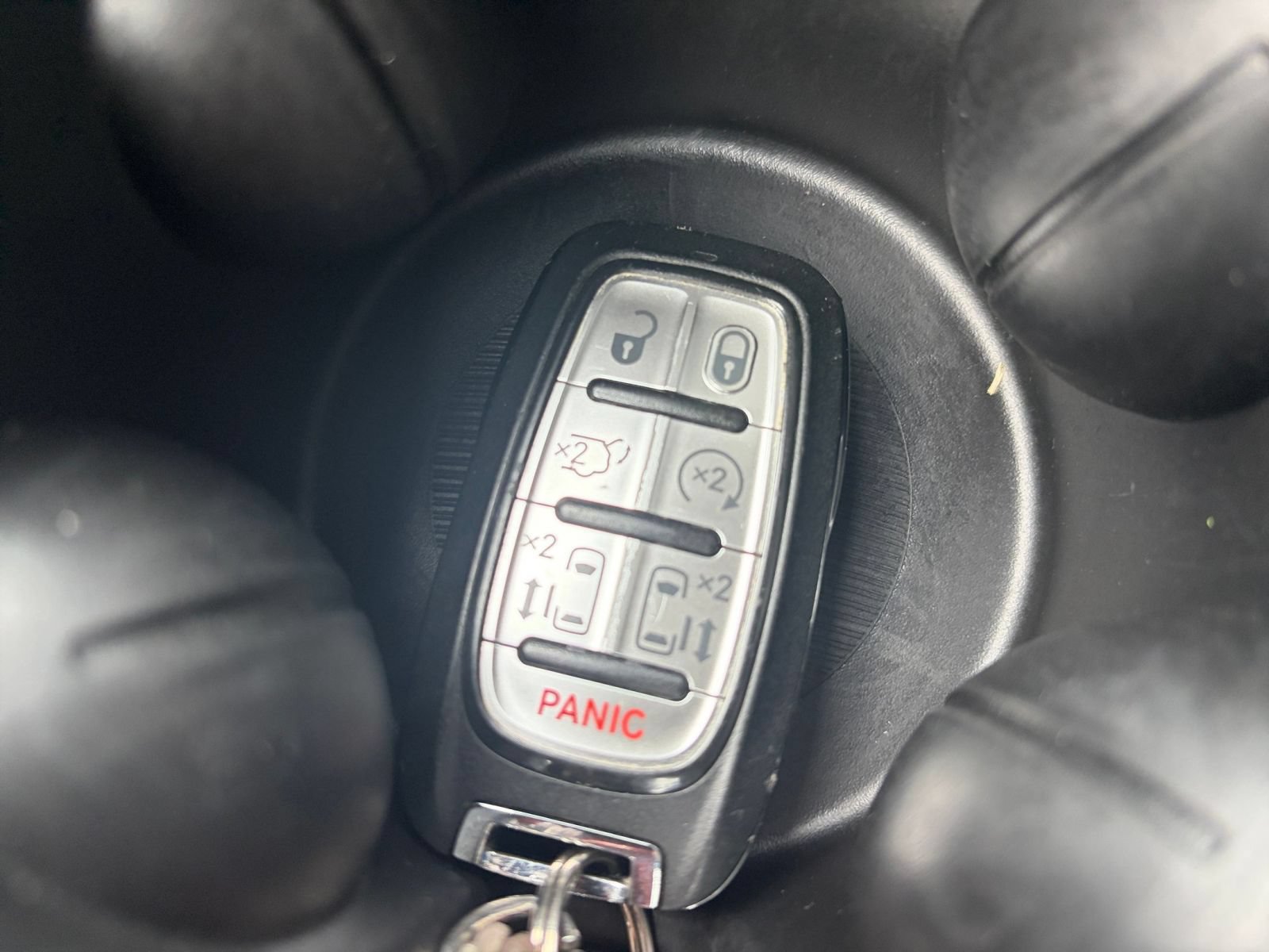 Used 2025 Chrysler Pacifica Select FWD image 20