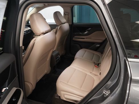 Used 2022 Lincoln Corsair AWD w/ Equipment Group 101A image 18