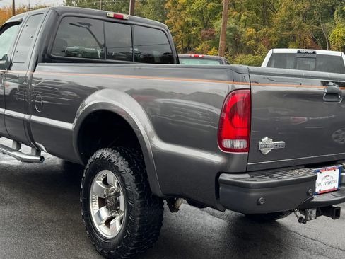 Used 2004 Ford F350 Harley-Davidson image 7