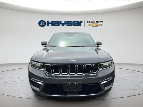 Used 2024 Jeep Grand Cherokee Limited w/ Trailer Tow Package AWD/4WD image 2