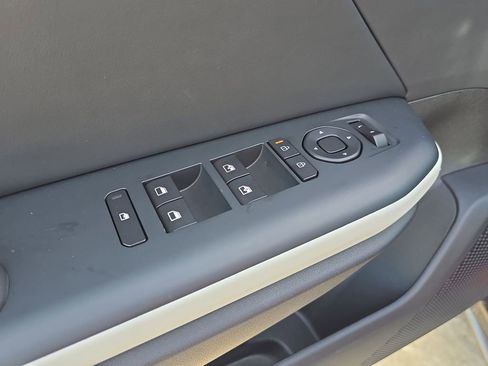 New 2025 Kia K4 GT-Line image 18