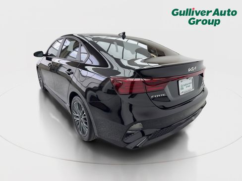 Used 2023 Kia Forte GT-Line w/ GT-Line Premium Package image 5