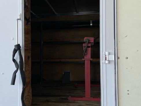 Used 2016 Chevrolet Express 3500 image 16