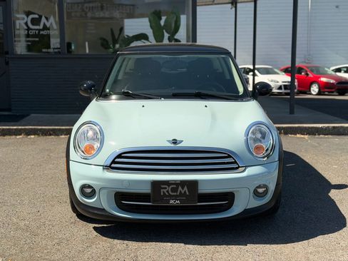 Used 2012 MINI Cooper Hardtop w/ Cold Weather Pkg FWD image 2