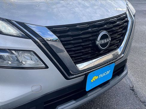 Certified 2023 Nissan Rogue SV image 31