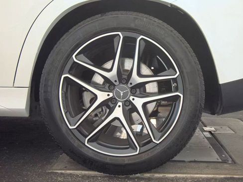 Used 2025 Mercedes-Benz GLE 53 AMG AMG GLE 53 image 24