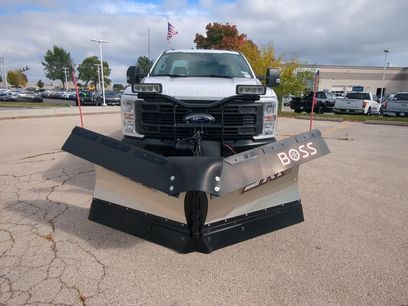 New 2025 Ford F250 XL w/ FX4 Off-Road Package