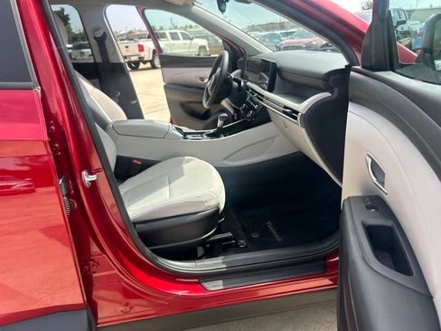Used 2025 Hyundai Tucson SEL FWD image 21