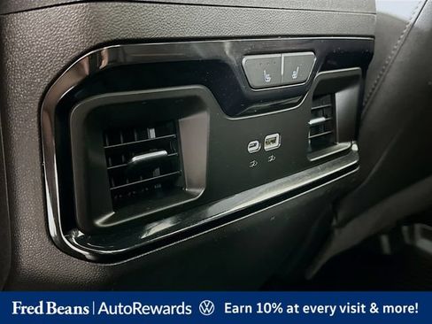 Used 2023 GMC Sierra 1500 AT4 w/ AT4 Preferred Package AWD/4WD image 33