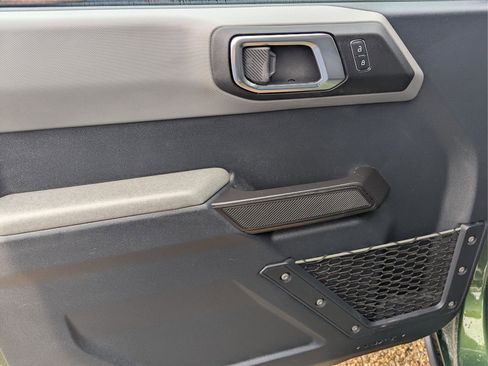 Used 2024 Ford Bronco Everglades image 15