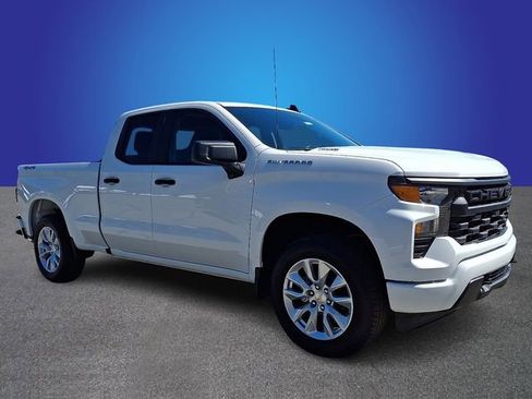 New 2026 Chevrolet Silverado 1500 Custom image 2