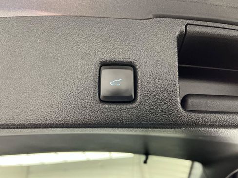 Used 2022 Ford Escape SEL AWD/4WD image 30
