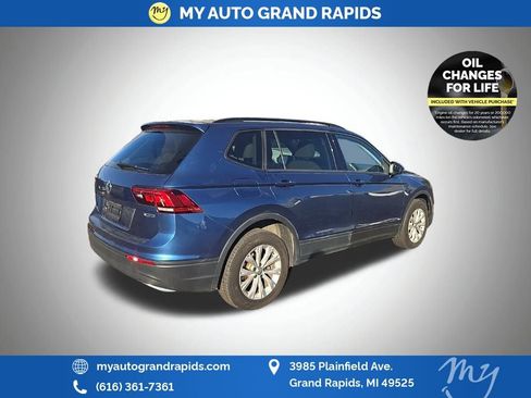 Used 2020 Volkswagen Tiguan S w/ 3rd Row Seat Package image 7