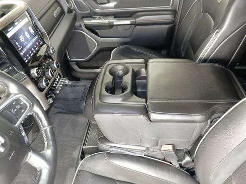 Used 2019 RAM 1500 Laramie AWD/4WD image 15