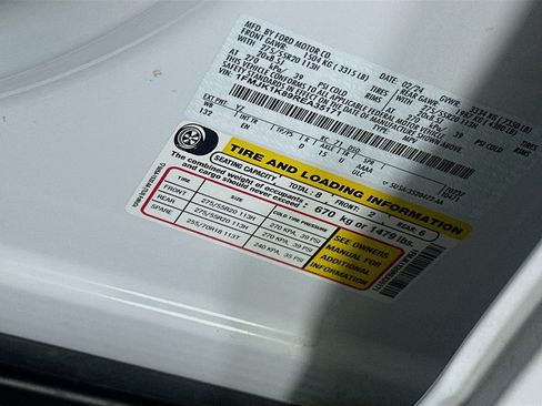 Used 2024 Ford Expedition Max Limited image 11