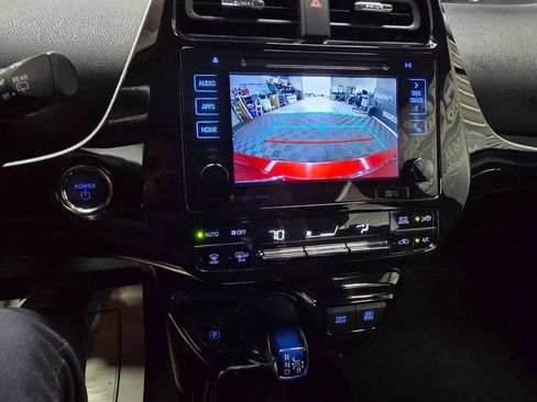 Used 2017 Toyota Prius Three FWD image 25