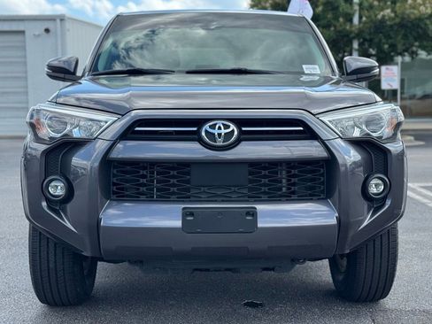 Used 2022 Toyota 4Runner SR5 Premium w/ Moonroof Package RWD image 5