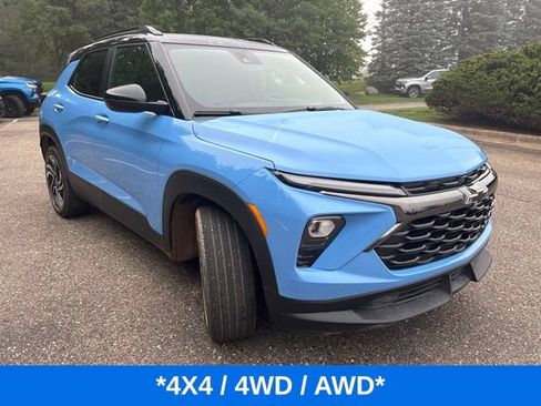 Used 2024 Chevrolet TrailBlazer RS w/ Convenience Package AWD/4WD image 2