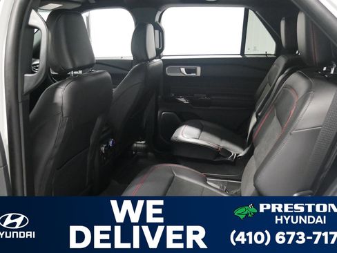 Used 2023 Ford Explorer ST-Line w/ Class IV Trailer Tow Package image 12