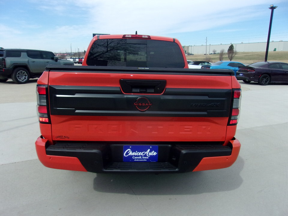 Used 2025 Nissan Frontier PRO-4X AWD/4WD image 5