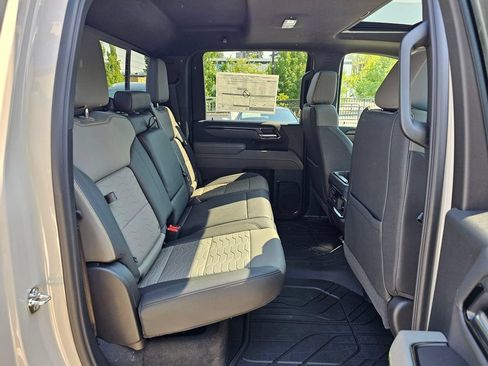 New 2026 Chevrolet Silverado 2500 ZR2 AWD/4WD image 12