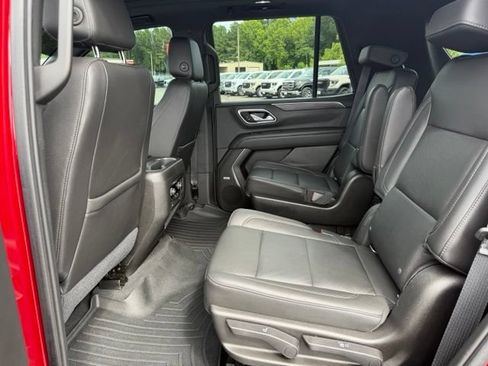 Used 2021 Chevrolet Tahoe Z71 w/ Z71 Signature Package AWD/4WD image 16