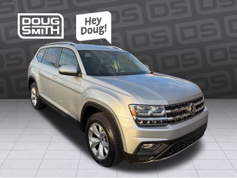 Used 2019 Volkswagen Atlas SE w/ Towing Package image 7