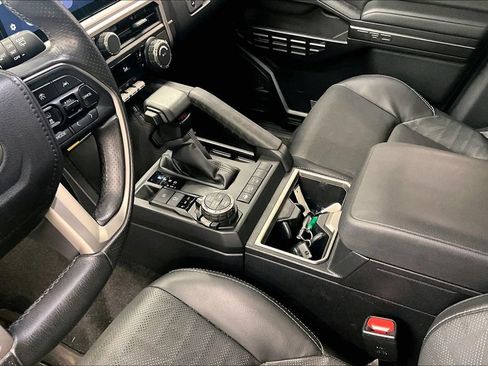 Used 2025 Toyota 4Runner TRD Sport Premium AWD/4WD image 16