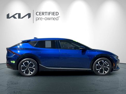 Certified 2023 Kia EV6 Wind RWD image 3