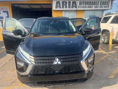 Used 2022 Mitsubishi Eclipse Cross ES FWD image 8
