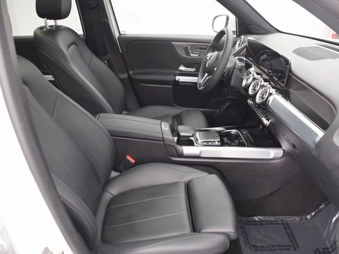 Certified 2023 Mercedes-Benz EQB 300 4MATIC image 15