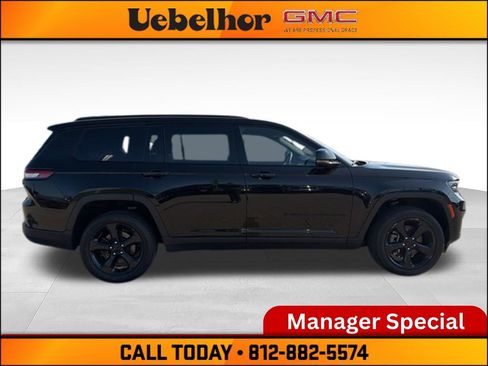 Used 2023 Jeep Grand Cherokee L Laredo AWD/4WD image 3