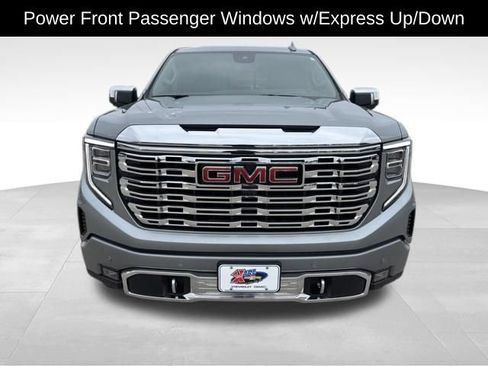 Certified 2025 GMC Sierra 1500 Denali w/ Technology Package AWD/4WD image 10